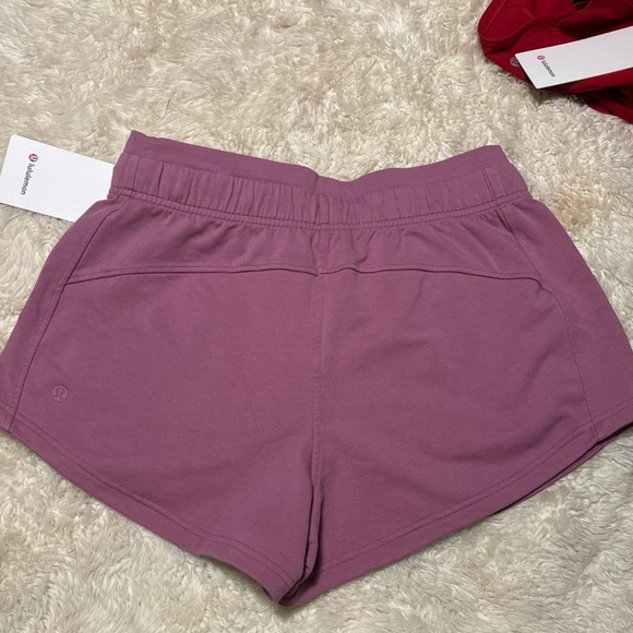 Inner Glow HR Shorts size 8 3in length - Picture 5 of 5